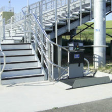 Turning Inclined Platform Wheelchair Lift 1